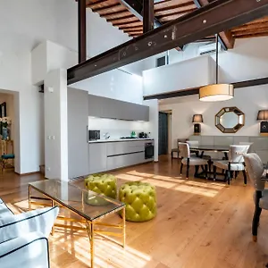 Appartement At Santacroce, Florence